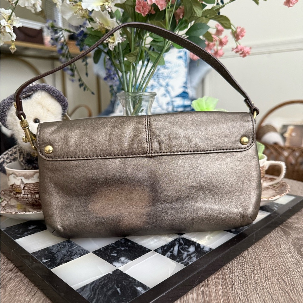 Vintage Coach Ashley Leather Large Flap Wristlet - Picture 6 of 10